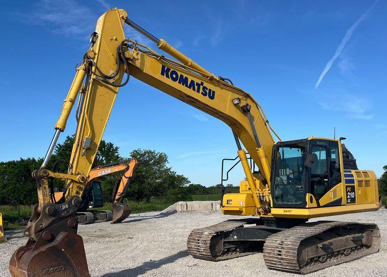 2019 Komatsu PC210LC-11